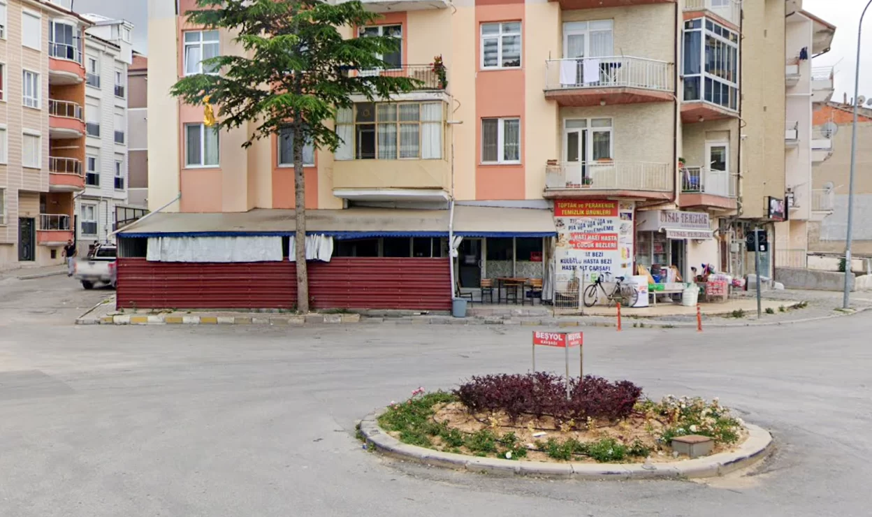 BEŞ YOLDA SATILIK DÜKKAN MAĞAZA