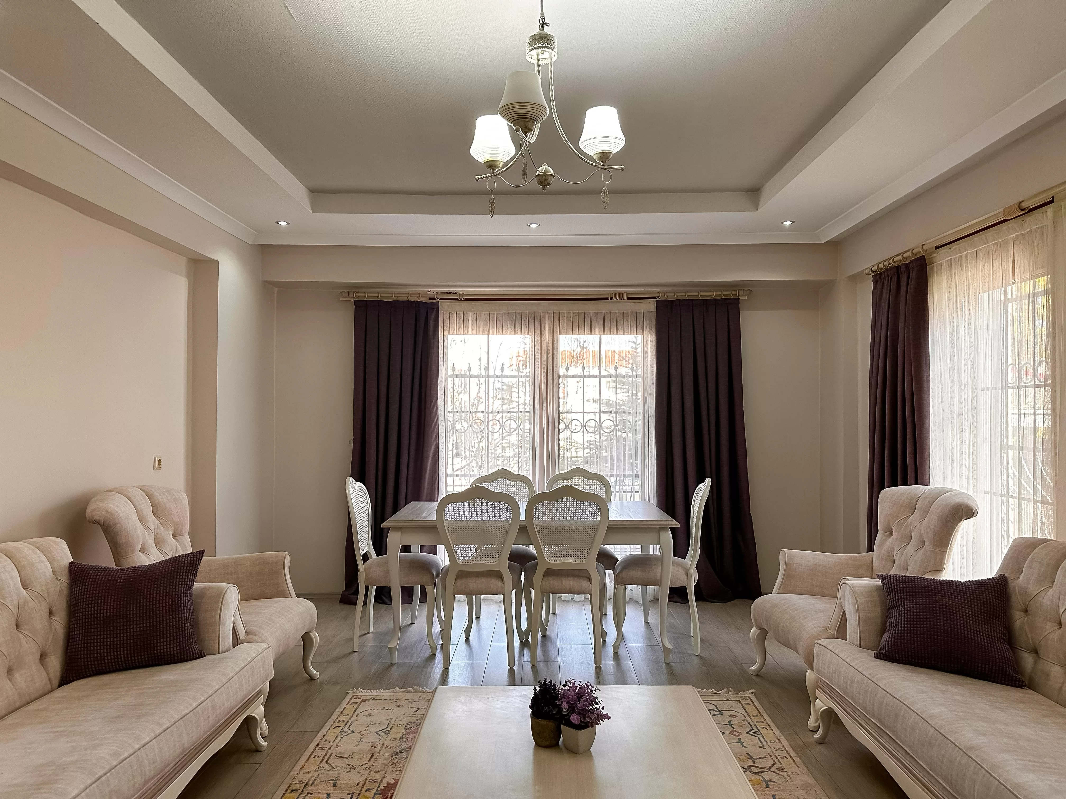 VİLLA TADINDA 4+2 SATILIK MÜSTAKİL EV