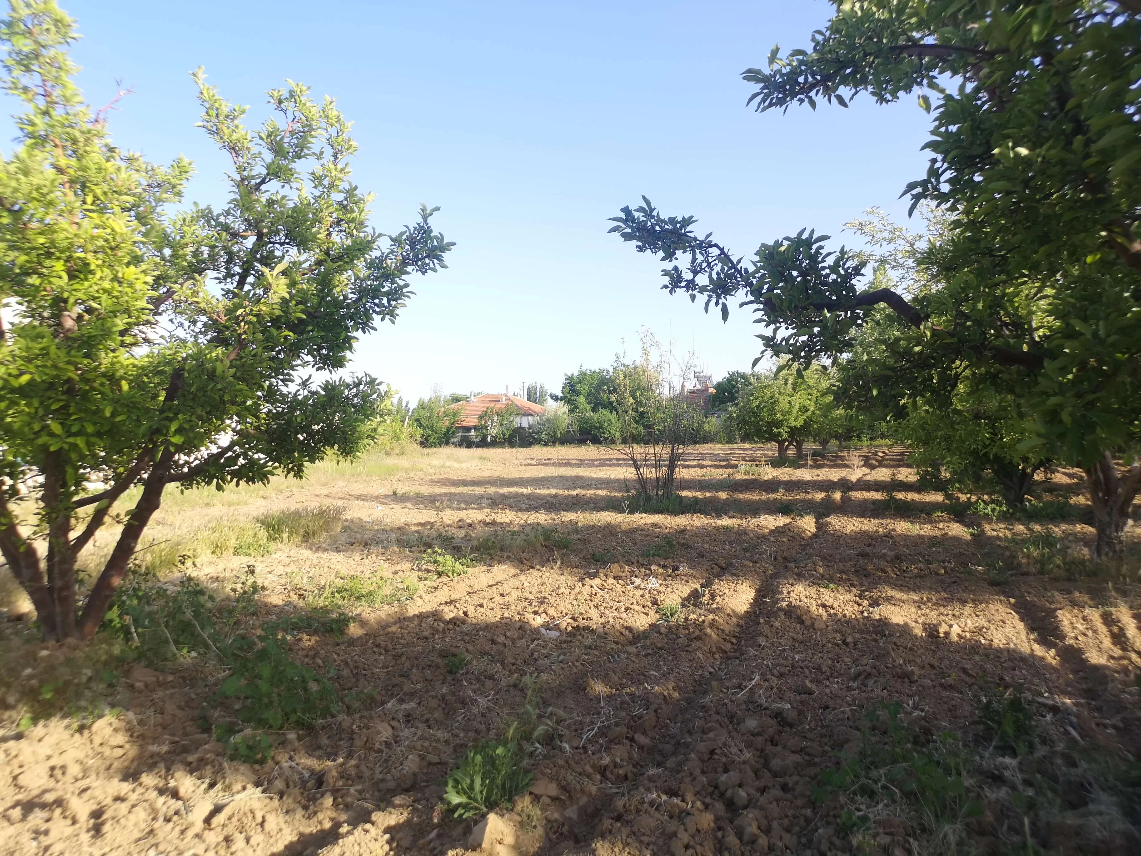 FATİH MAH.de SATILIK ARAZİ VE 2 KATLI BİNA