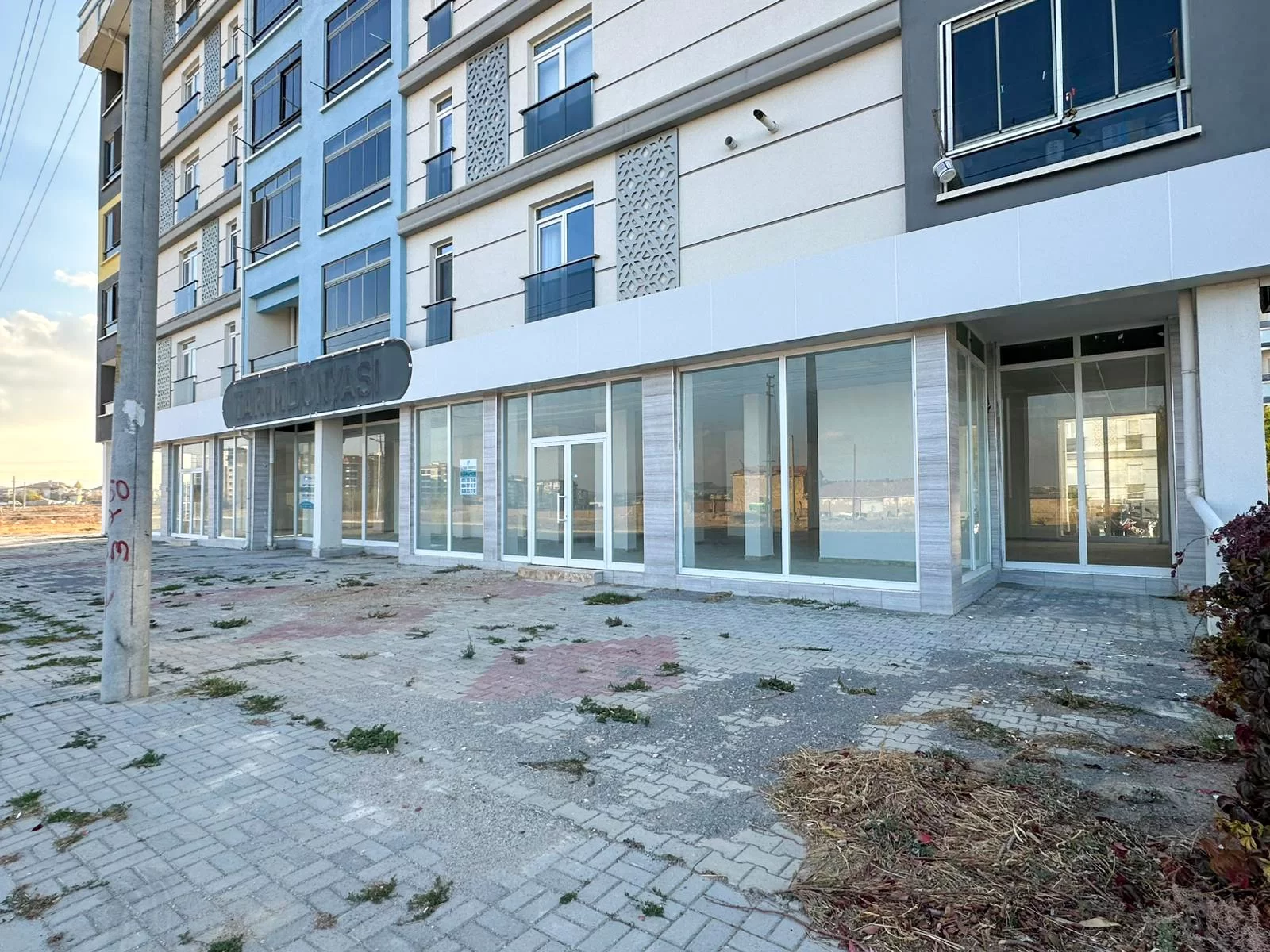 YENİŞEHİR MAH.de 705 m² KİRALIK DÜKKAN & MAĞAZA