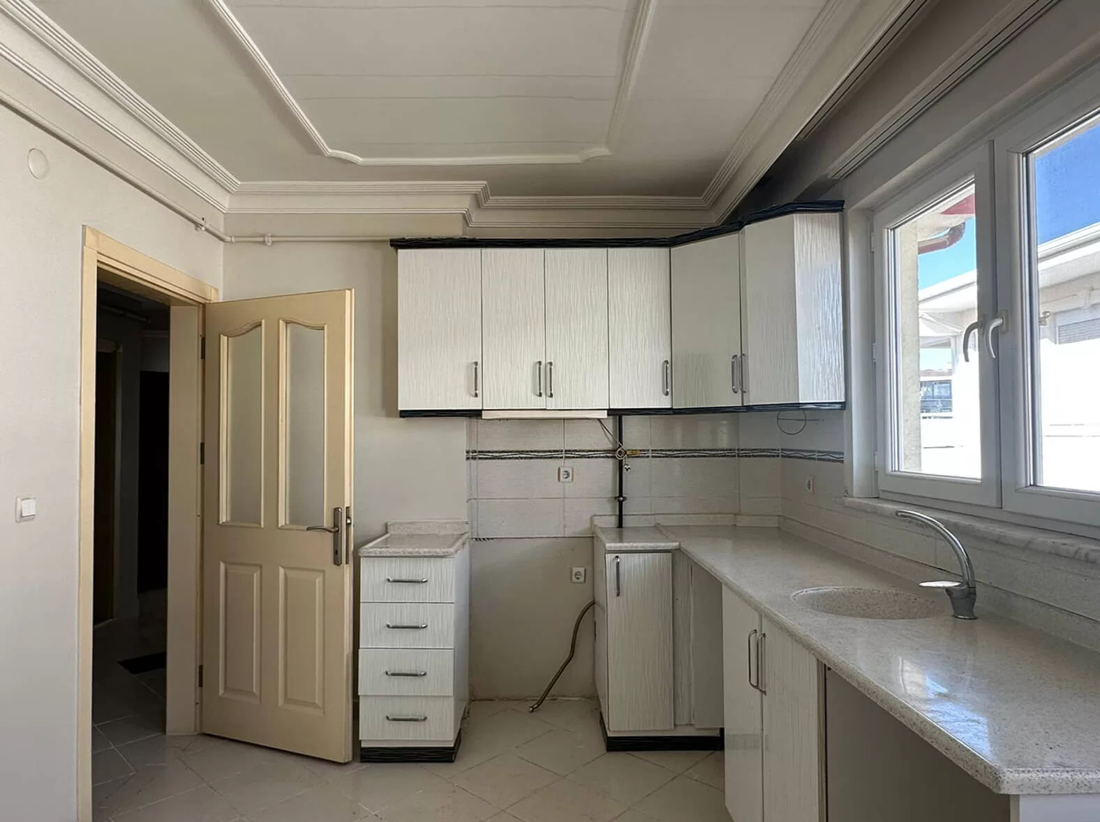 ÇELTEK MAH.de 3+1 SATILIK DAİRE