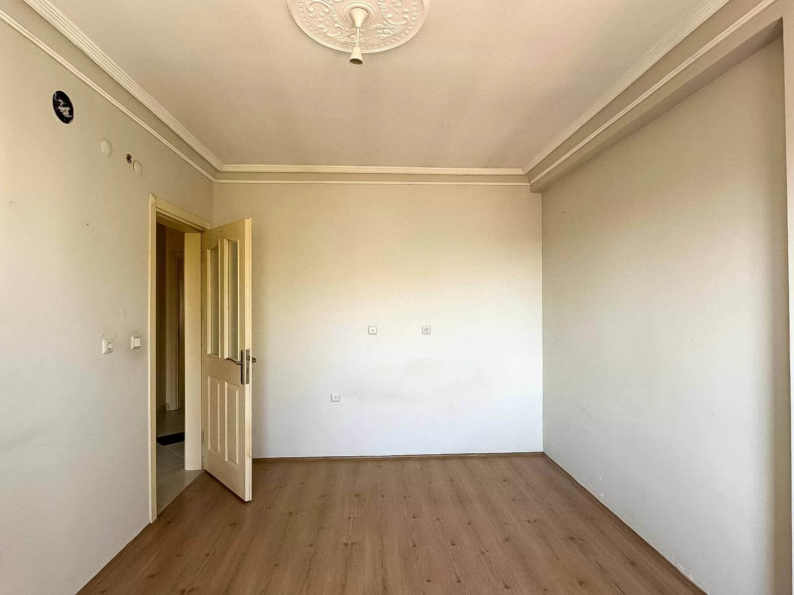 ÇELTEK MAH.de 3+1 SATILIK DAİRE