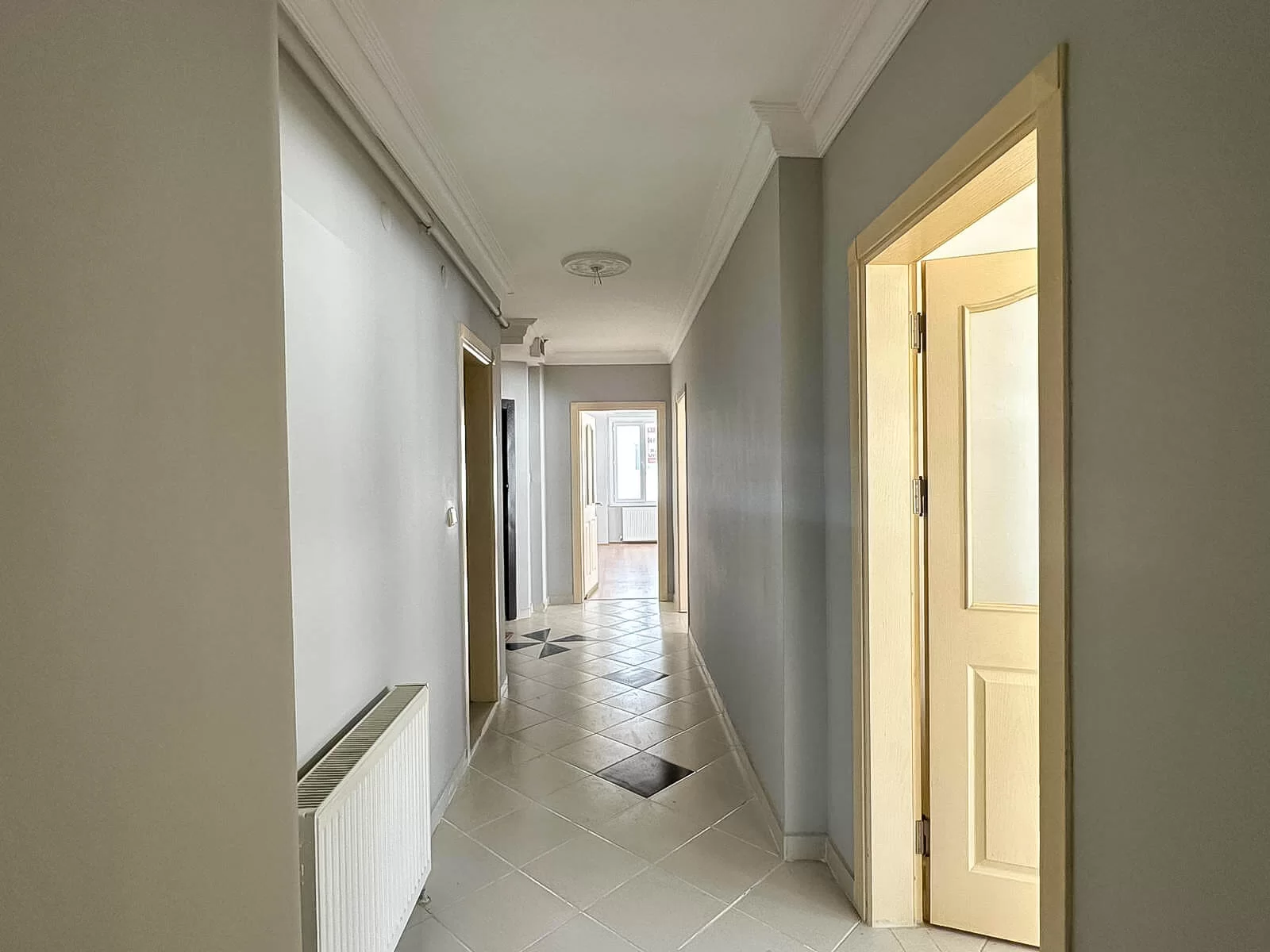 ÇELTEK MAH.de 3+1 SATILIK DAİRE