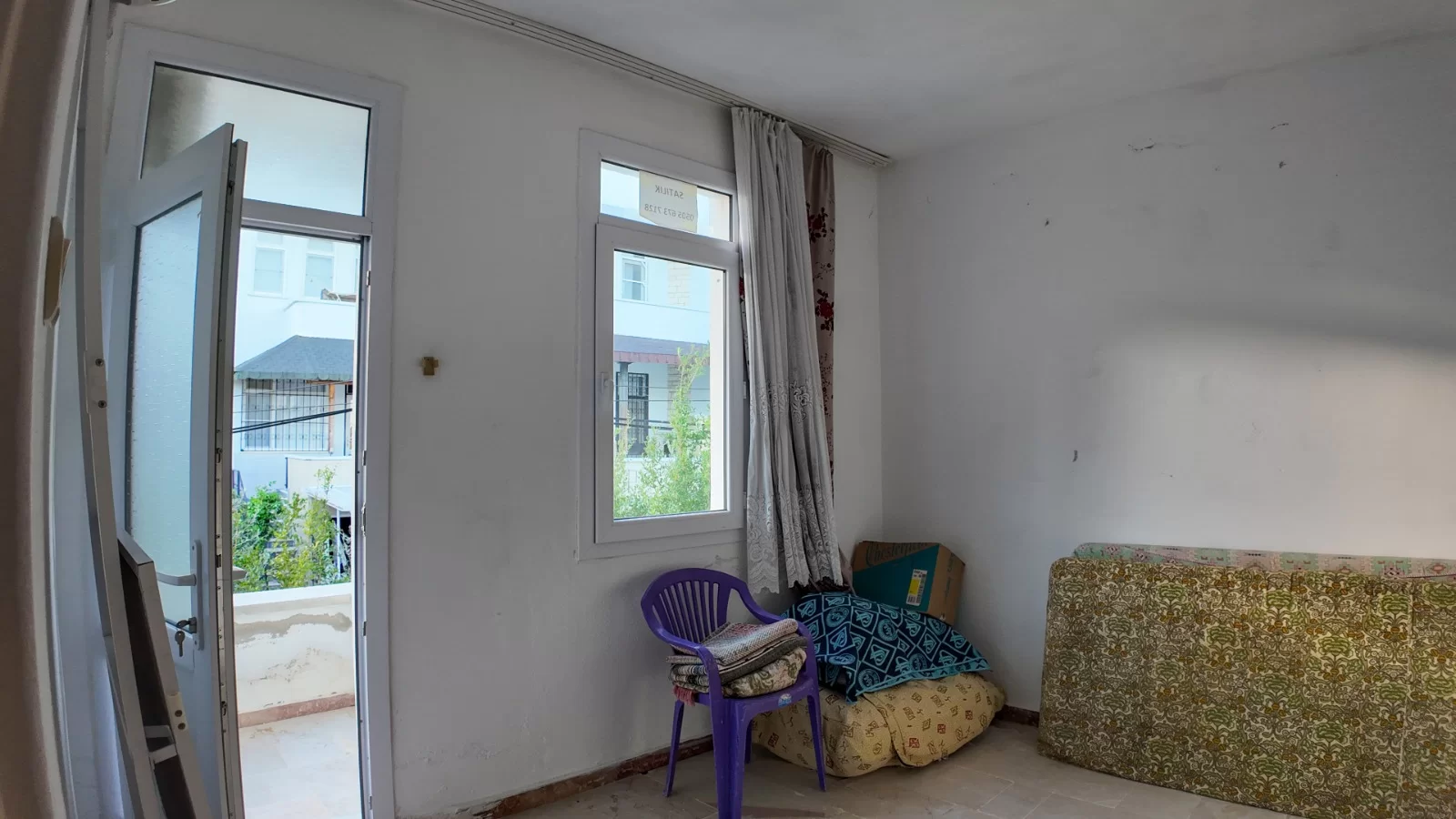 MAVİ KENT'te DOĞAYLA İÇ İÇE DENİZ MANZARALI SATILIK YAZLIK