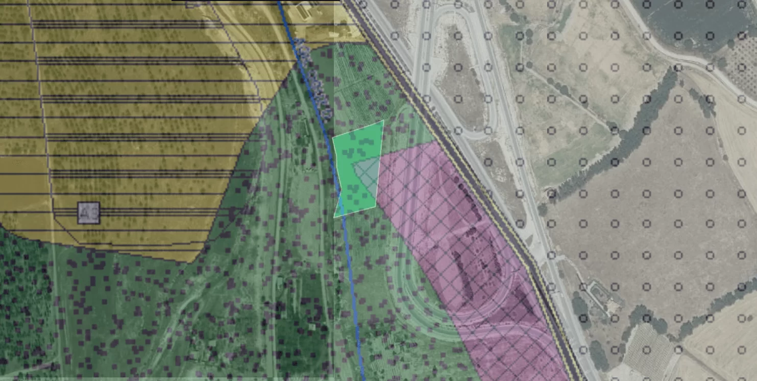 SİYAHSER MAH.de MUT YOLU CEPHELİ YATIRIMLIK ARSA