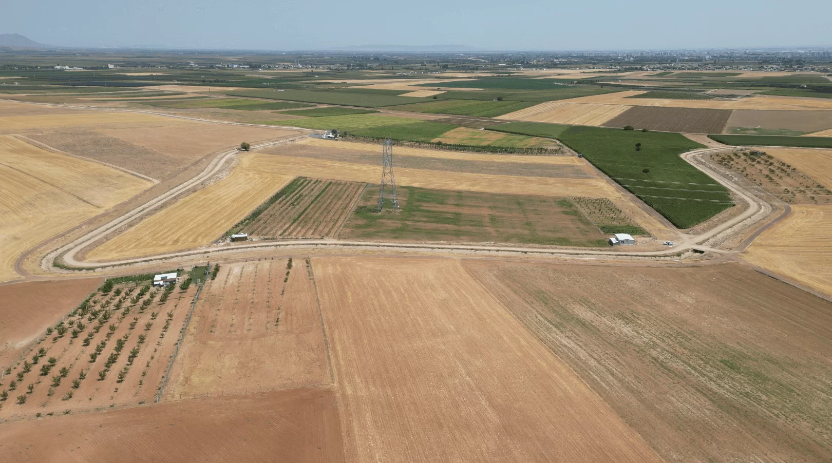 ESENTEPE'ye YAKIN KONUMDA SATILIK TARLA