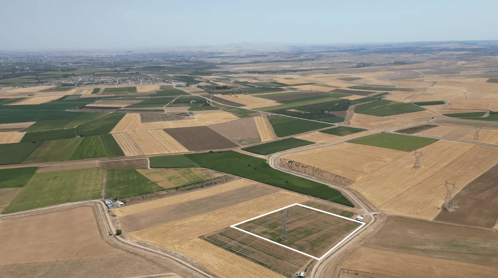 ESENTEPE'ye YAKIN KONUMDA SATILIK TARLA