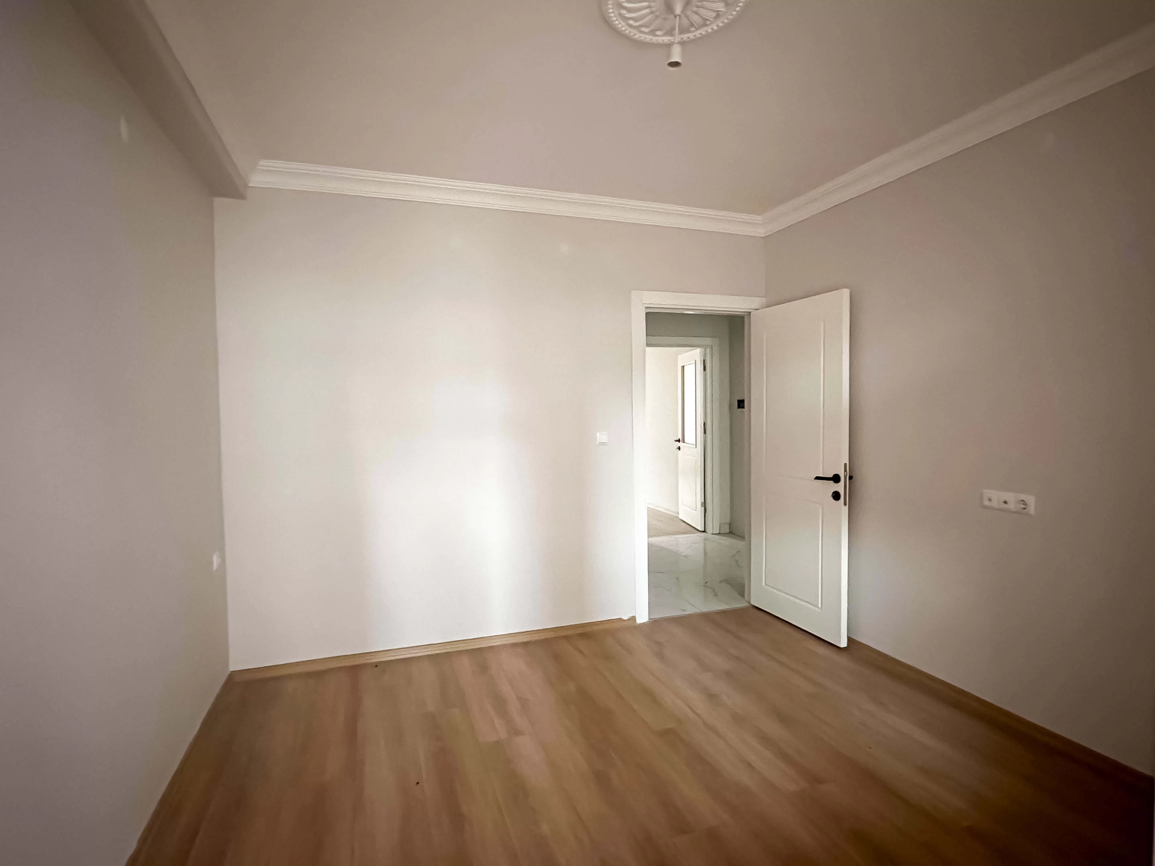 MAHMUDİYE MAHALLESİN de 2+0 SATILIK DAİRE