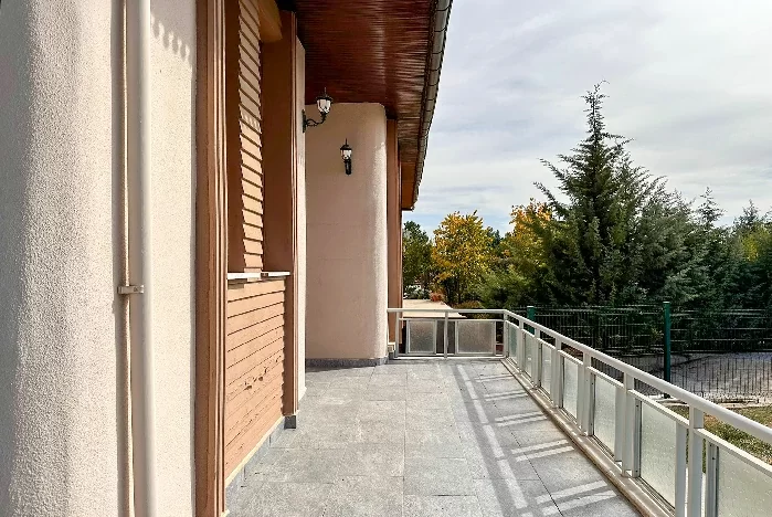 KONYA MERAM KARAHÜYÜK'TE SATILIK VİLLA