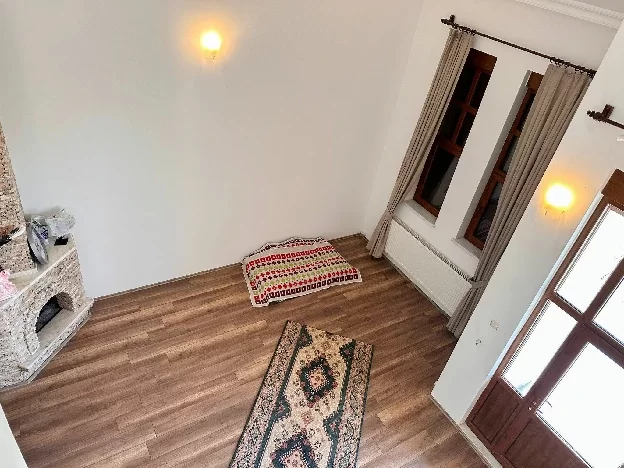 KONYA MERAM KARAHÜYÜK'TE SATILIK VİLLA