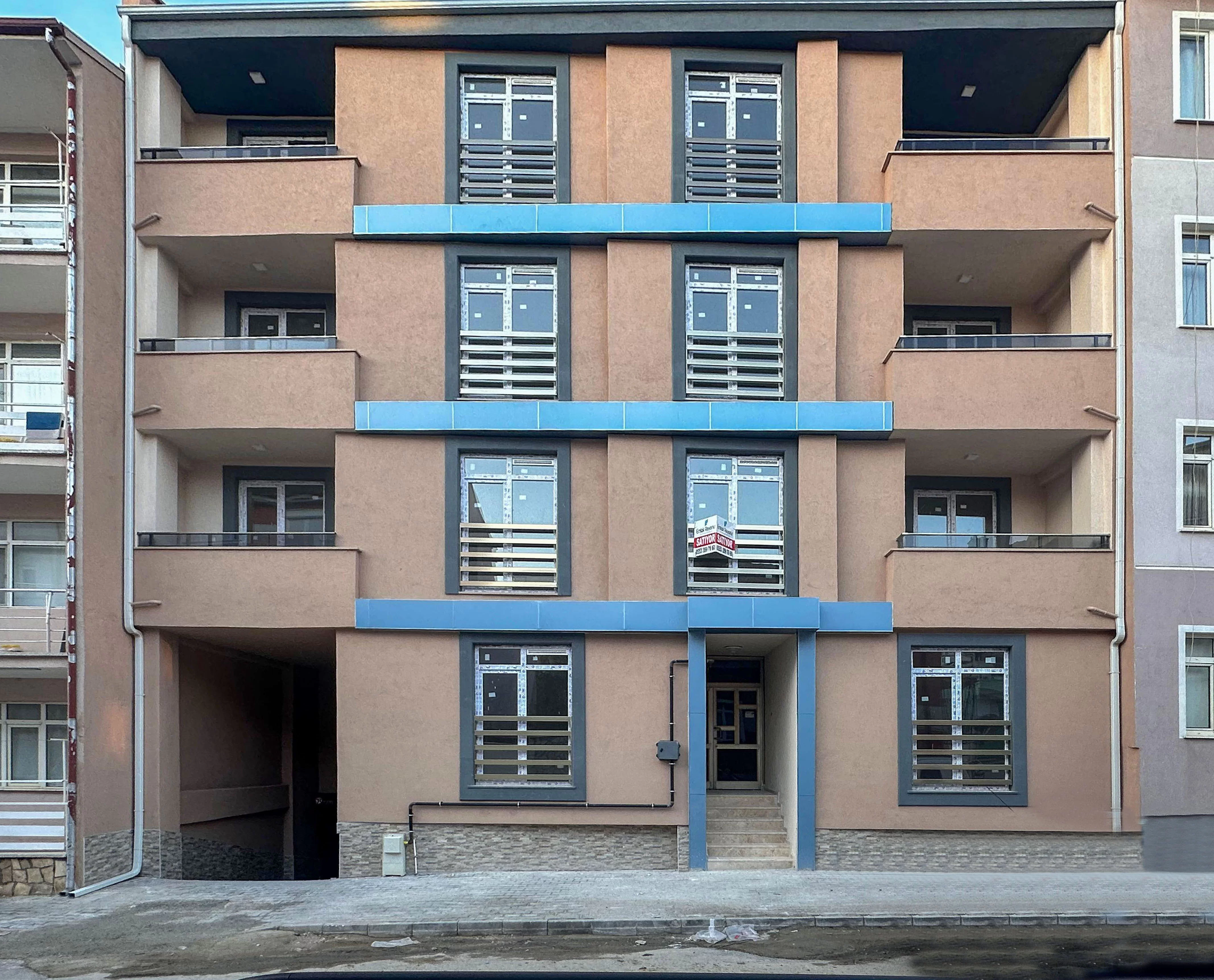 MAHMUDİYE MAHALLESİNDE 2+1 SATILIK DAİRE