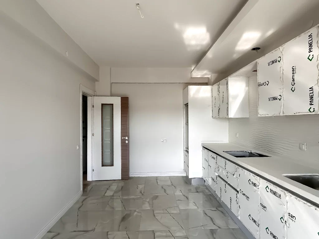 YENİŞEHİR MAH.de ÖZEL TERASLI 4+1 SATILIK DAİRE