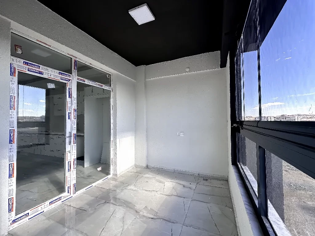 YENİŞEHİR MAH.de ÖZEL TERASLI 4+1 SATILIK DAİRE