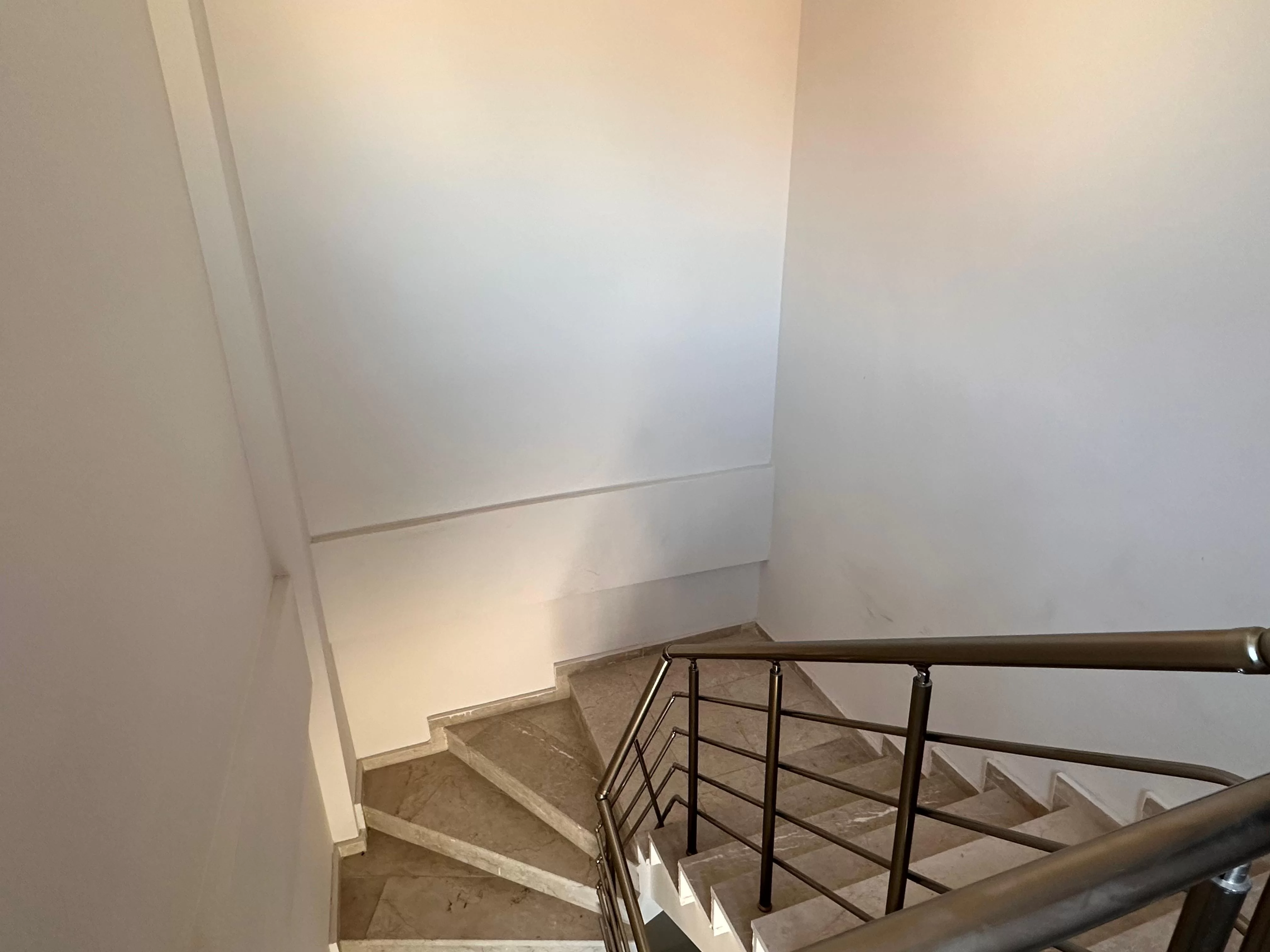 MÜMİNE HATUN MAH de 2+1 SATILIK DAİRE