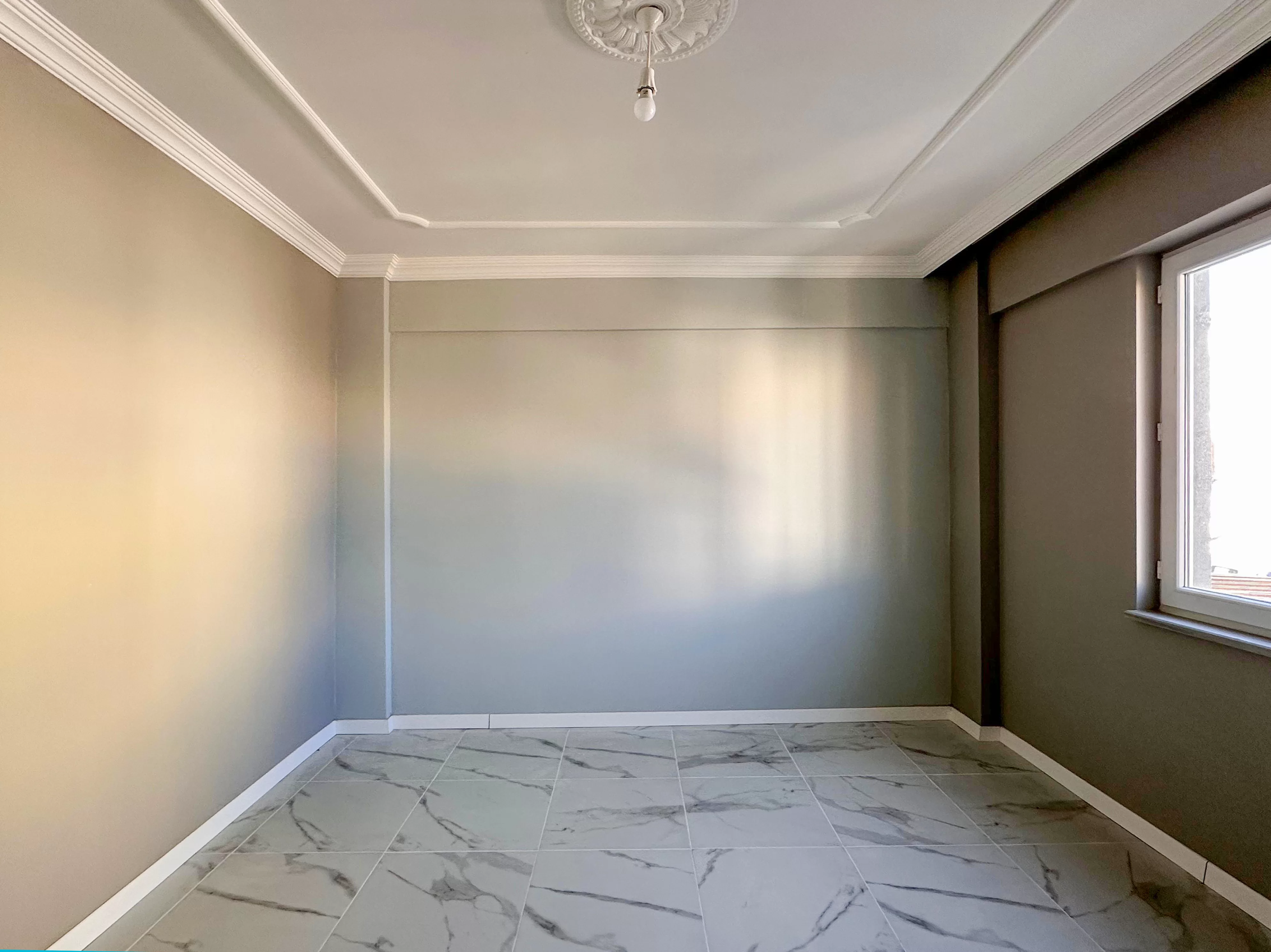 MÜMİNE HATUN MAH de 2+1 SATILIK DAİRE