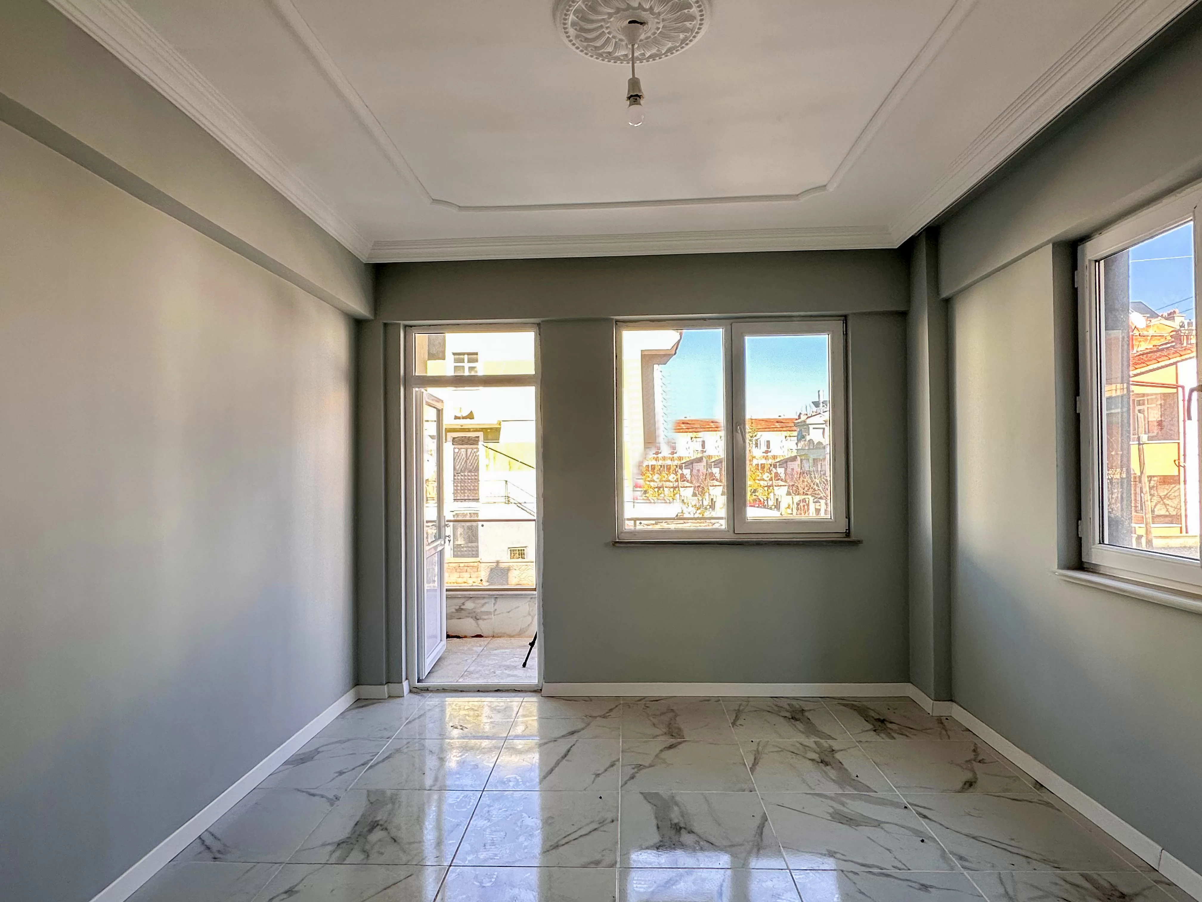 MÜMİNE HATUN MAH de 2+1 SATILIK DAİRE