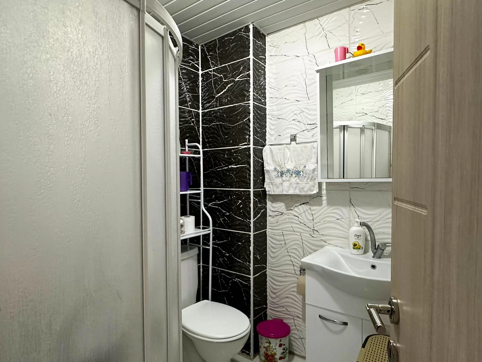 YENİŞEHİR MAH.de 3+1 SİTE İÇİNDE SATILIK DAİRE