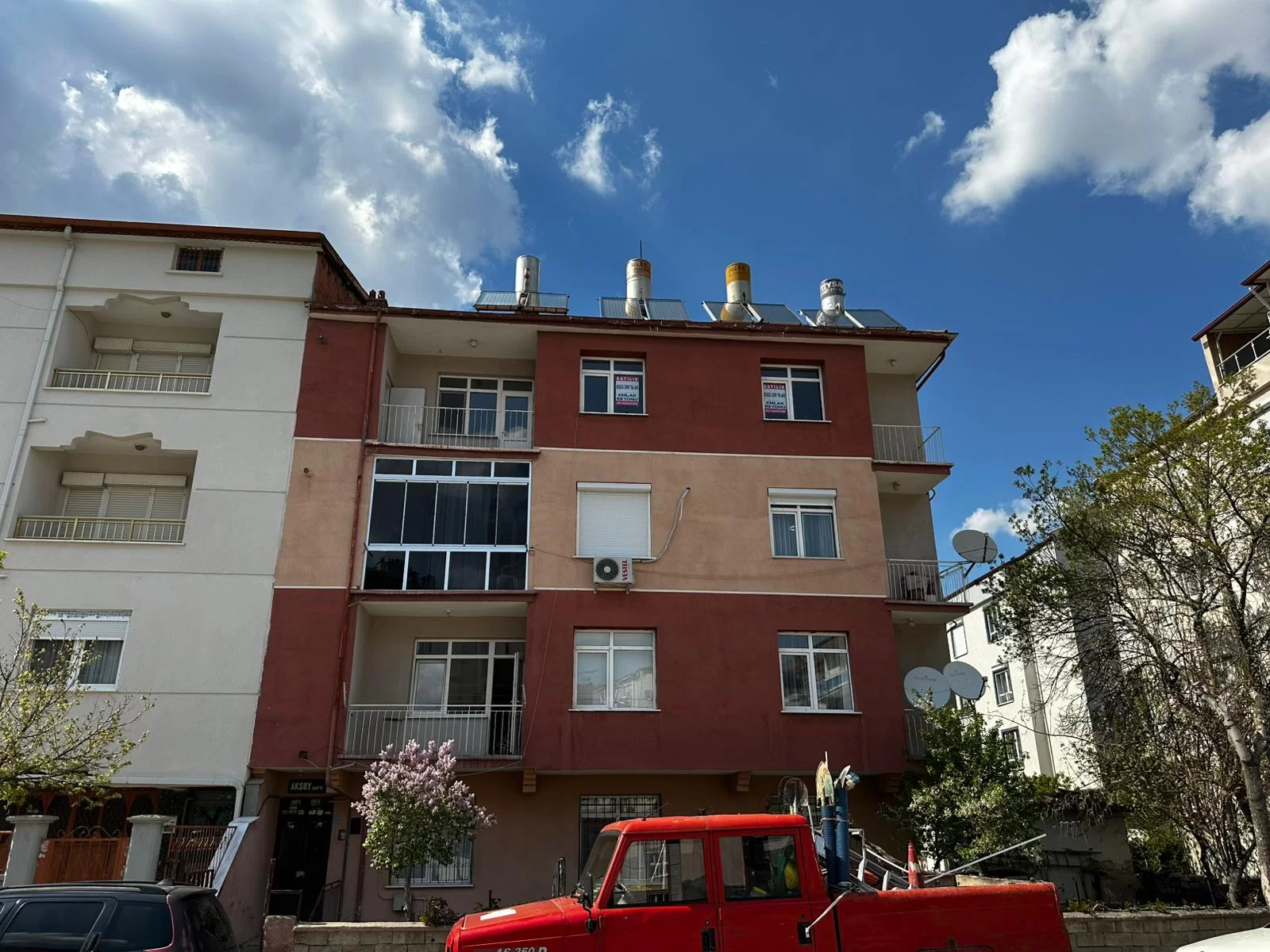 PİRİREİS MAHALLESİN'de 2+1 SATILIK DAİRE