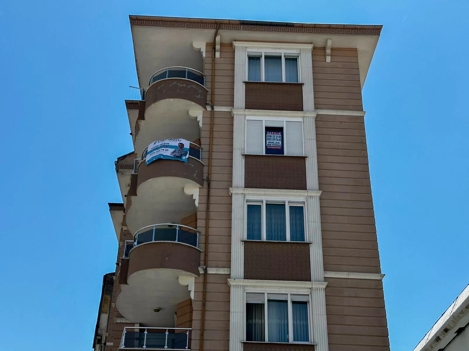 LEBLEBİCİLER KAVŞAĞINDA 3+1 ARA KAT SATILIK DAİRE