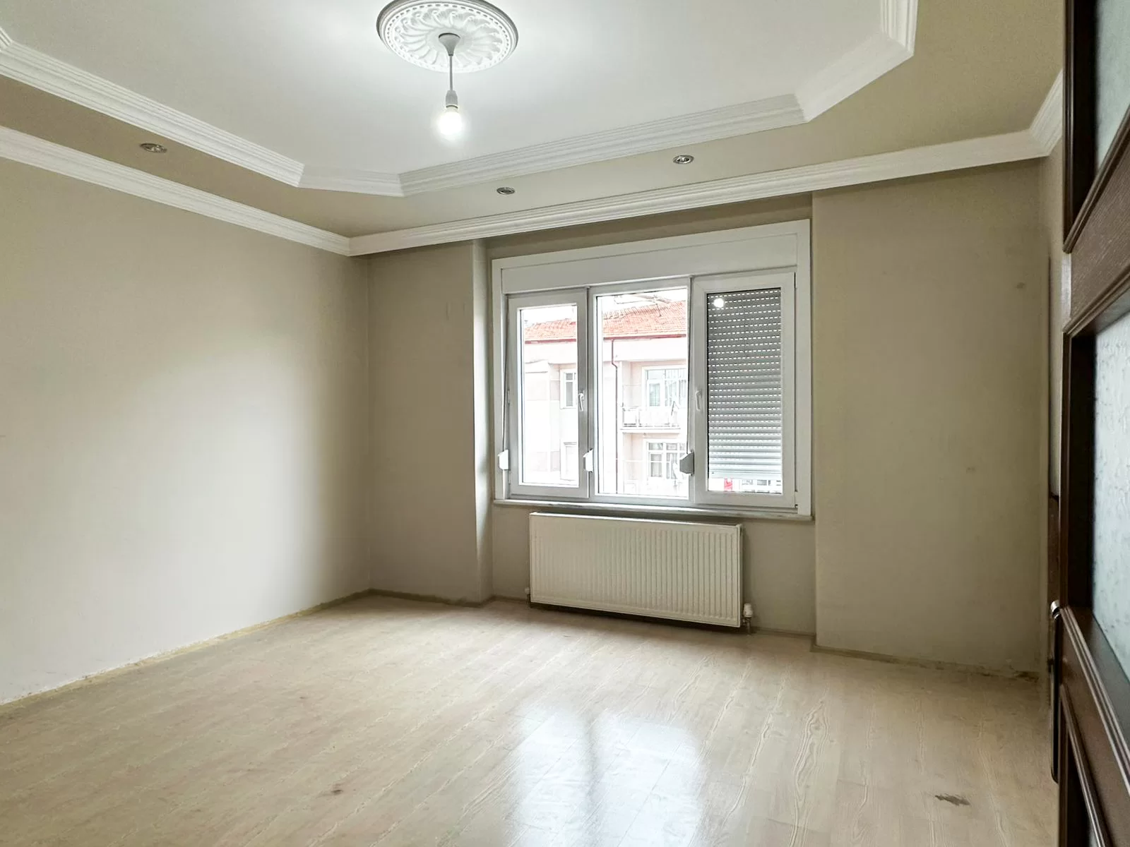 LEBLEBİCİLER KAVŞAĞINDA 3+1 ARA KAT SATILIK DAİRE