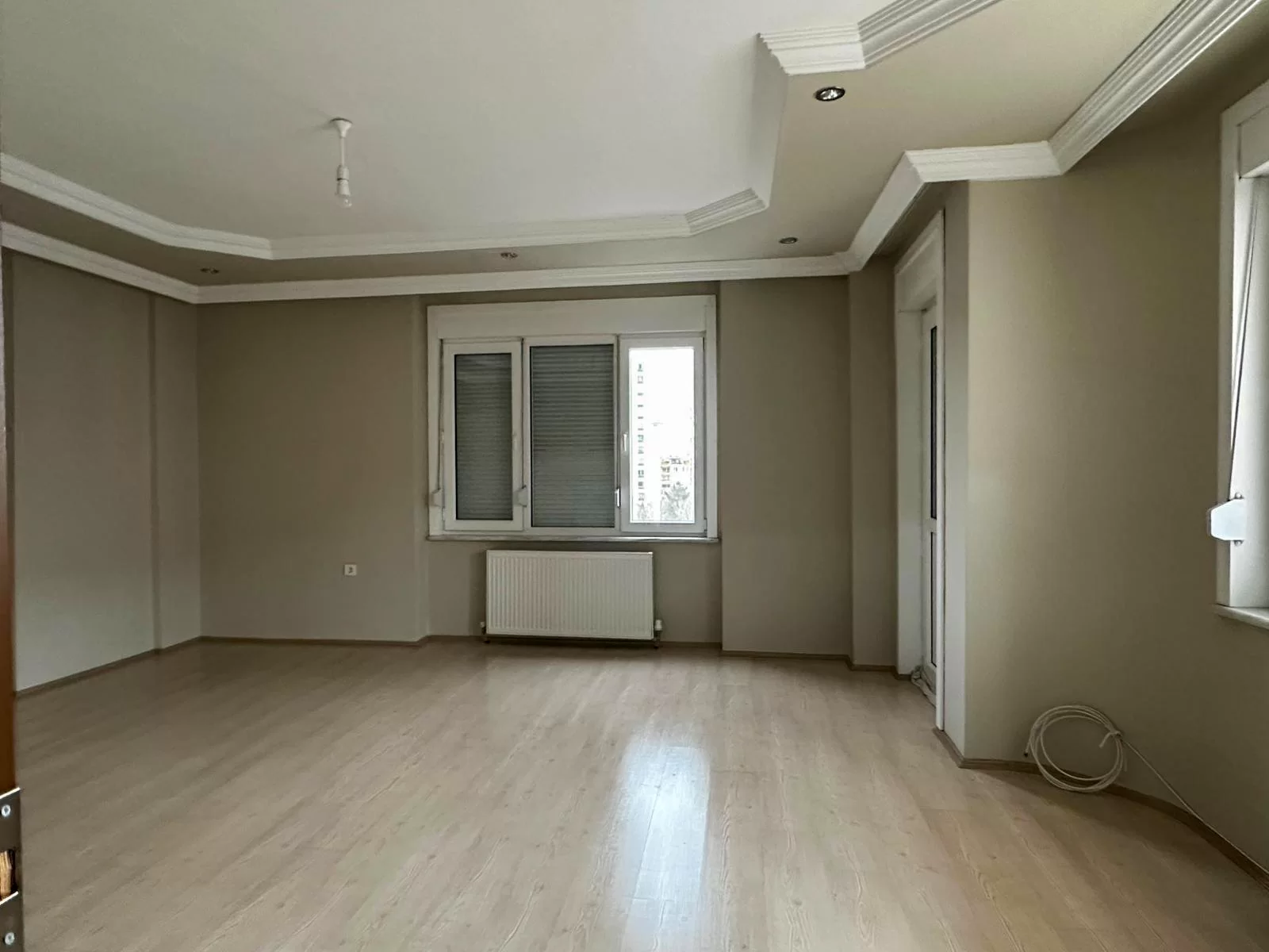 LEBLEBİCİLER KAVŞAĞINDA 3+1 ARA KAT SATILIK DAİRE