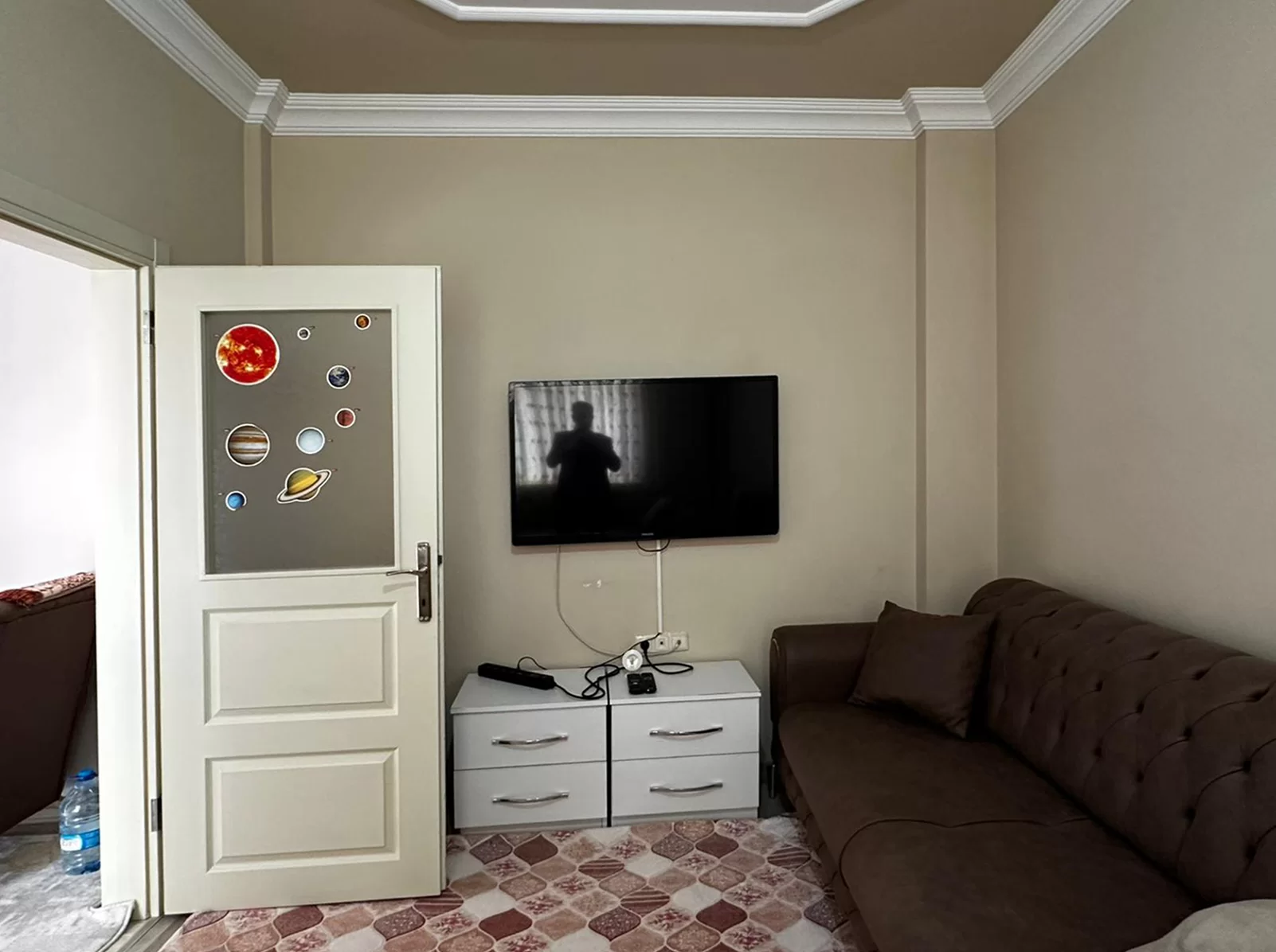 CEDİT MAH.de MÜSTAKİL GARAJI 2+1 SATILIK DAİRE