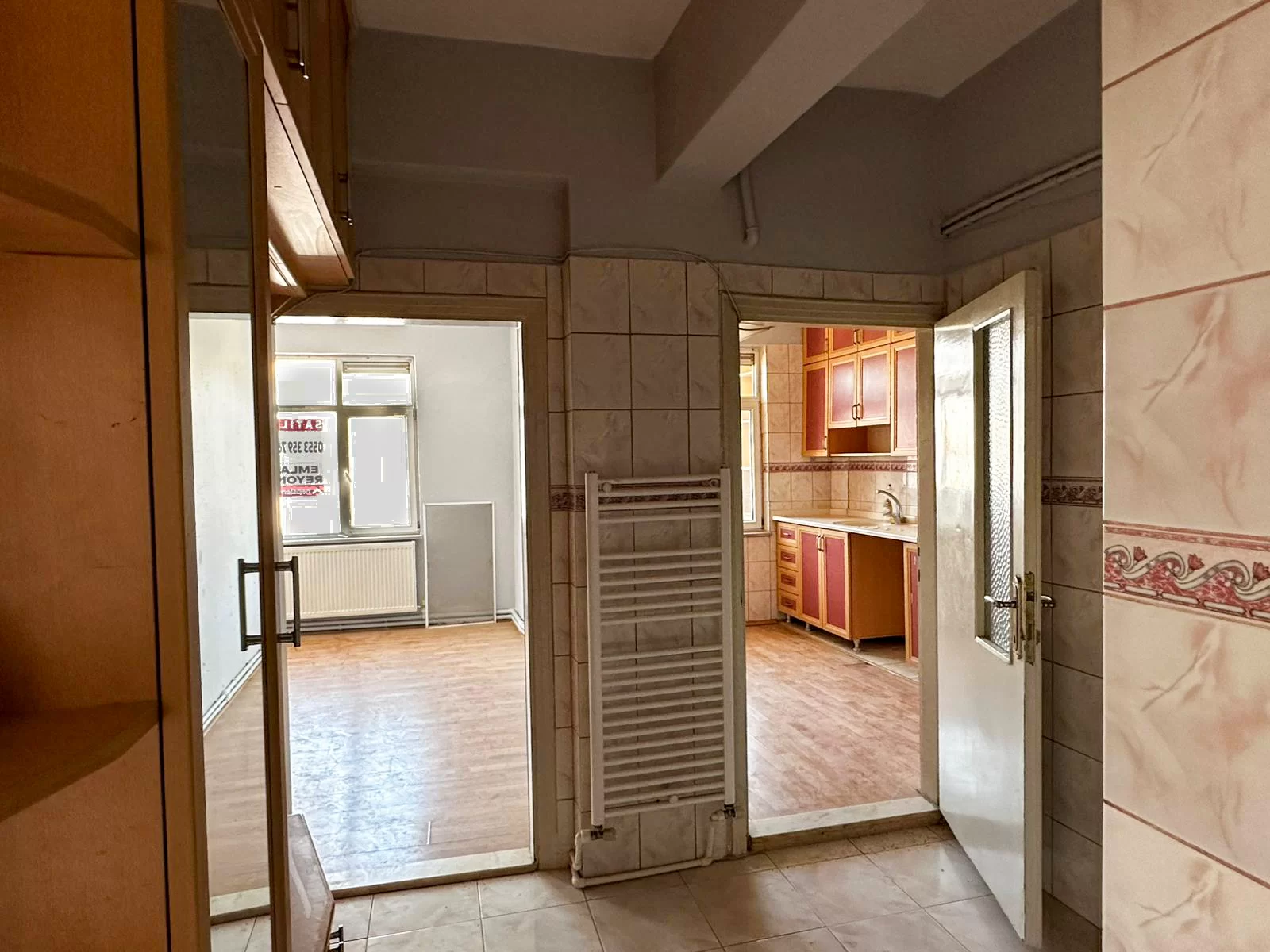 ALİŞAHANE MAH.de ARA KAT SATILIK DAİRE