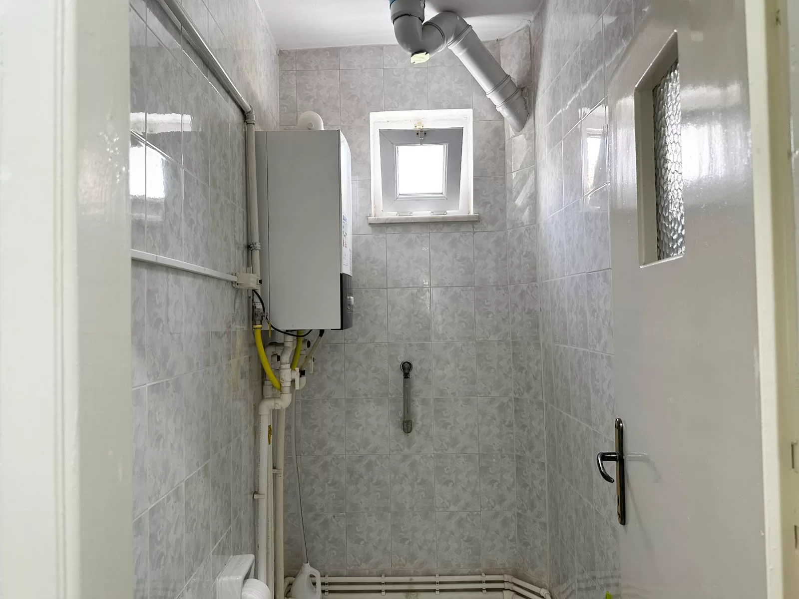 Hisar Mah'de 3 Katlı Komple Satılık Bina