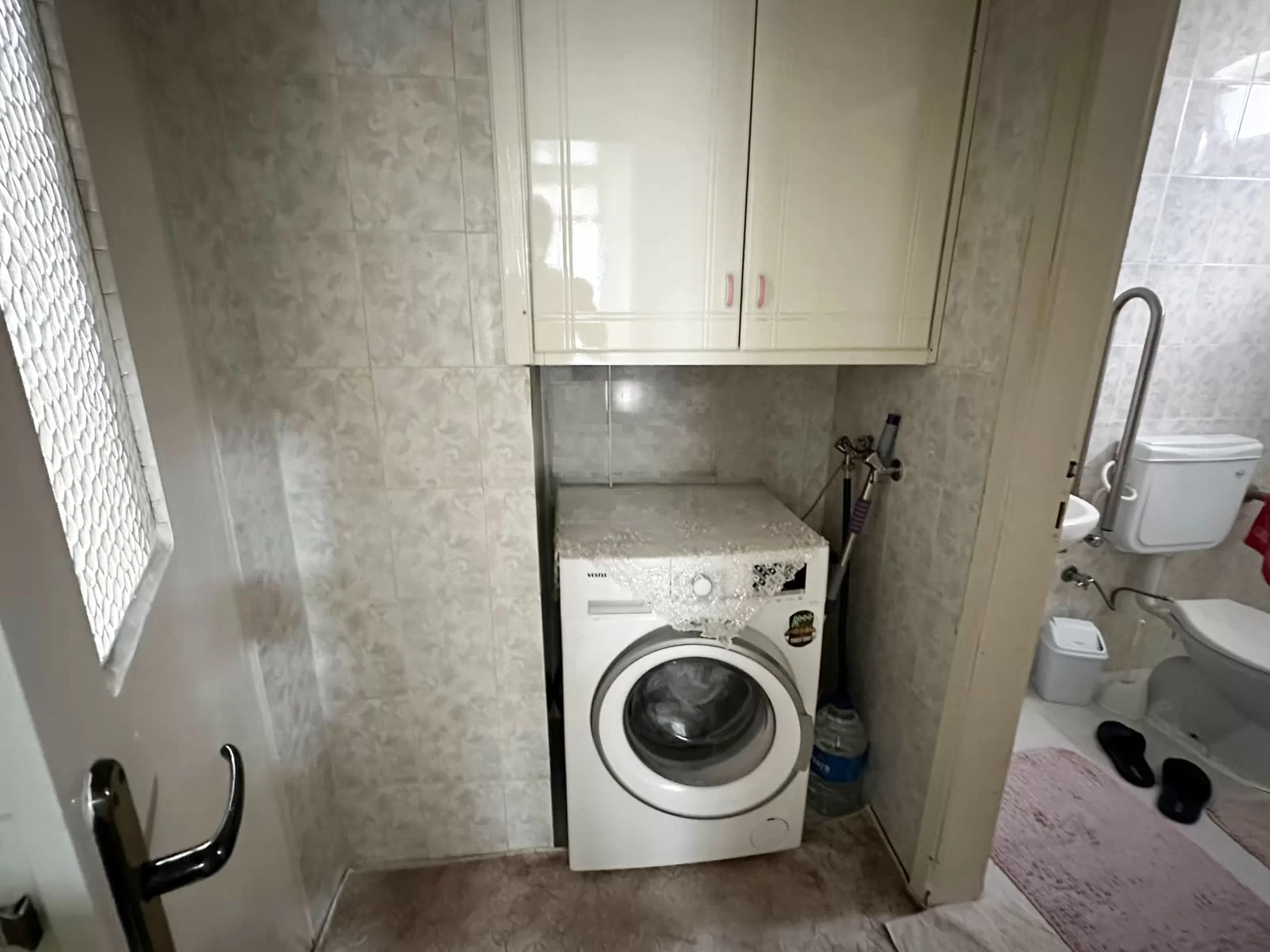Hisar Mah'de 3 Katlı Komple Satılık Bina