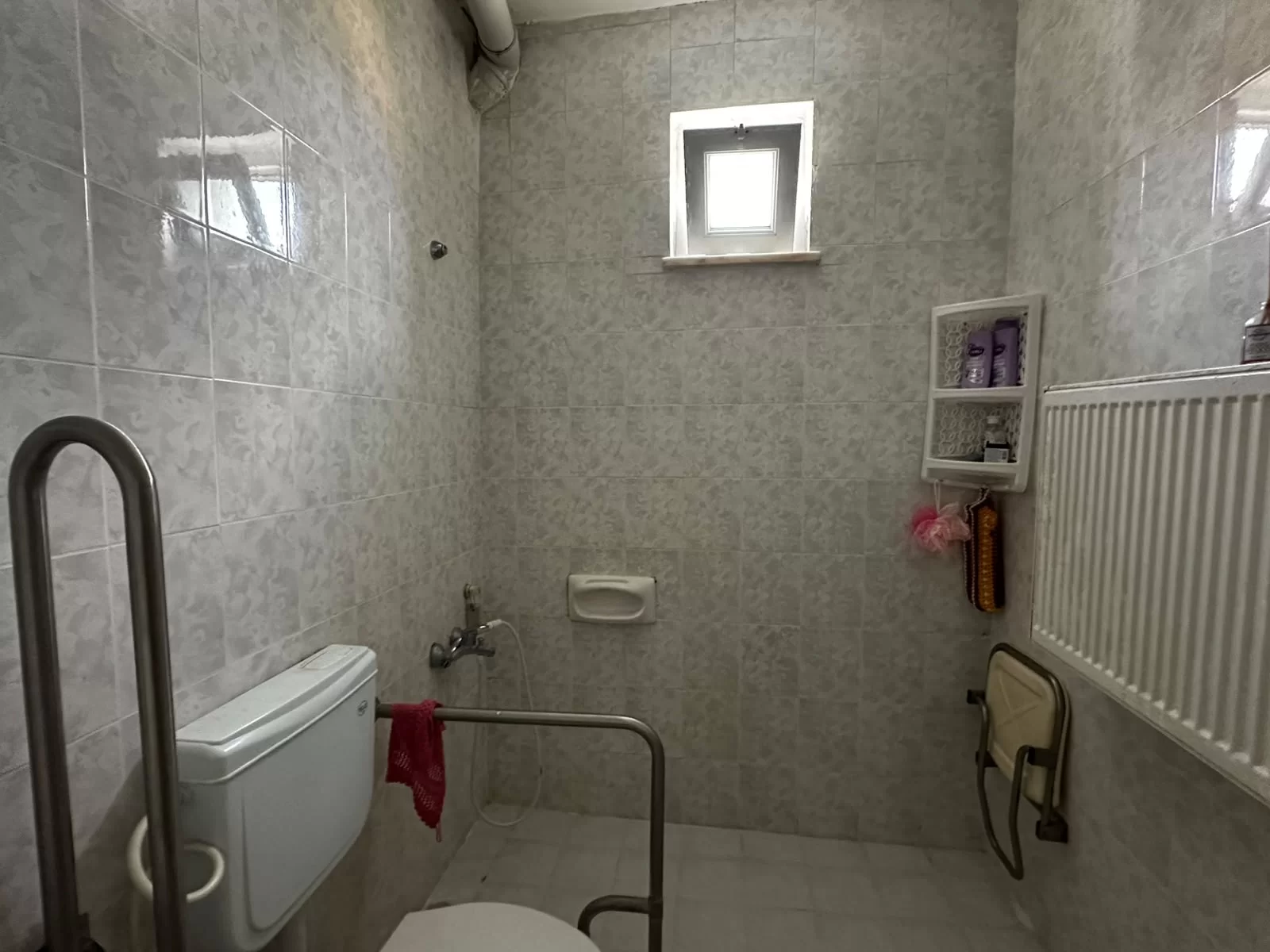 Hisar Mah'de 3 Katlı Komple Satılık Bina