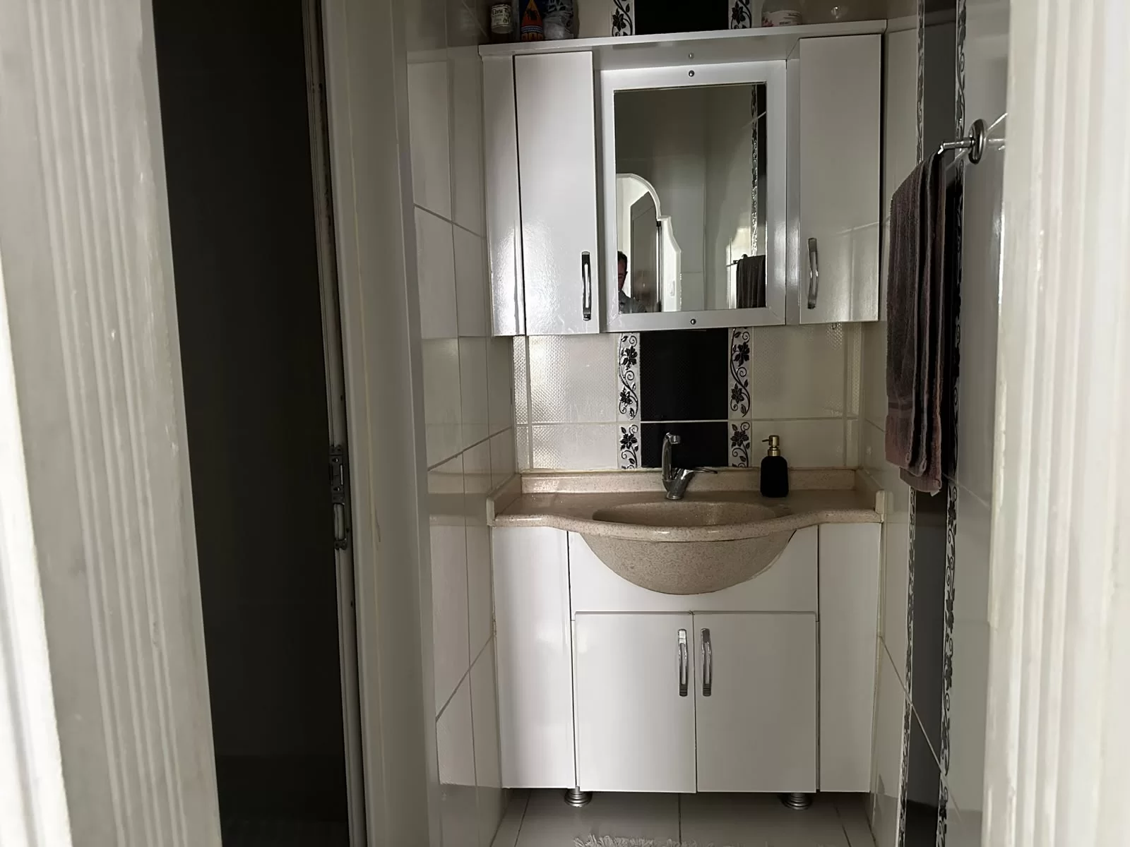 VALİDE SULTAN MAHALLESİNDE 2+1 SATILIK DAİRE