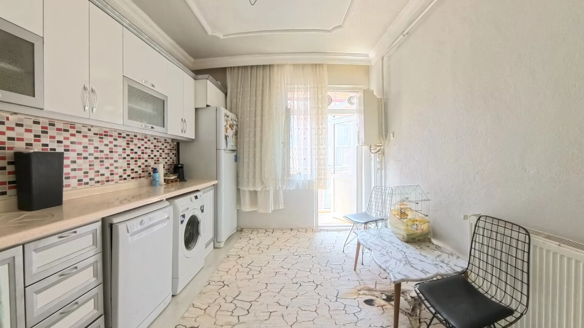 VALİDE SULTAN MAHALLESİNDE 2+1 SATILIK DAİRE