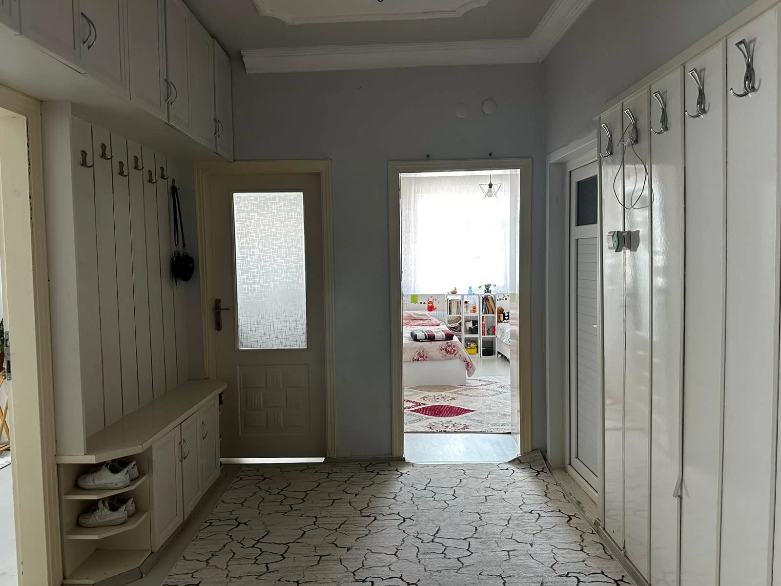 VALİDE SULTAN MAHALLESİNDE 2+1 SATILIK DAİRE