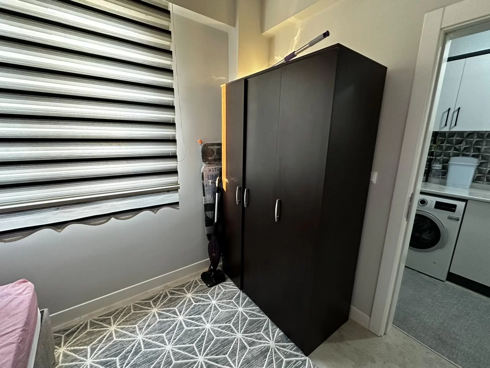 TAPDUK EMRE MAH.de SIFIR EŞYALI 1+1 KİRALIK APART DAİRE