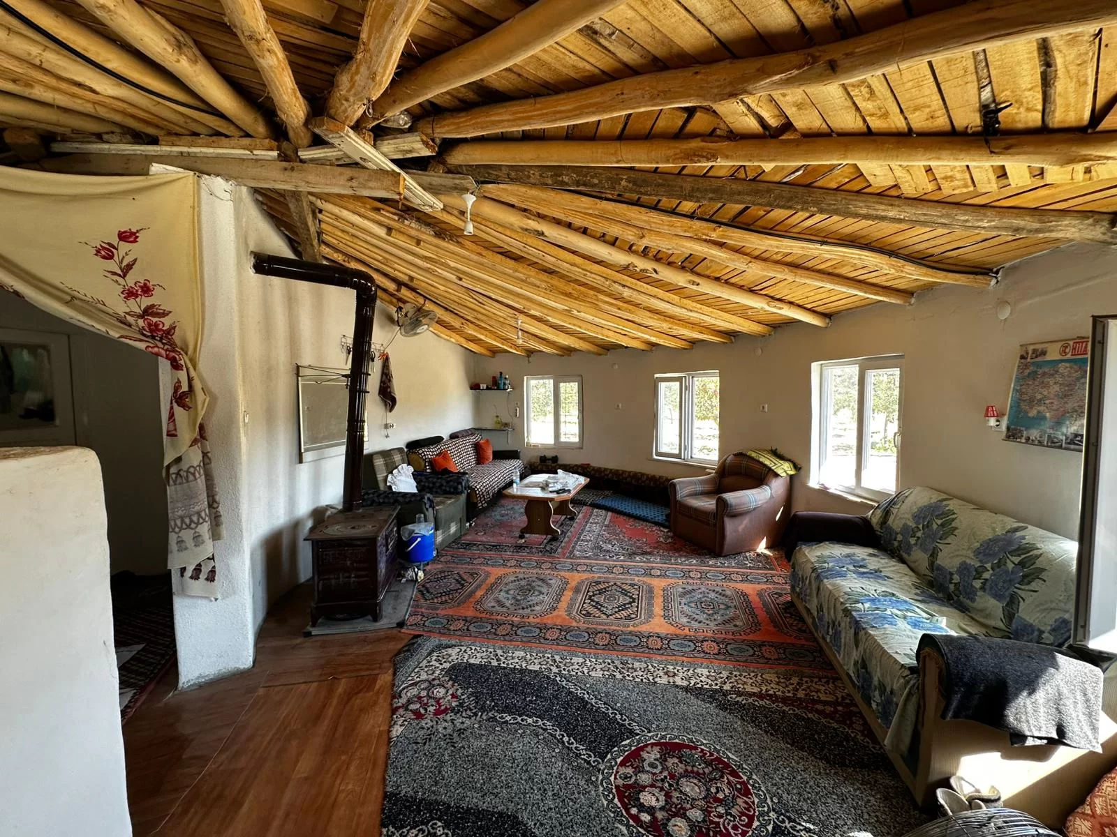 MORCALI'da DOĞA İÇİNDE SATILIK BAHÇE VE EVİ