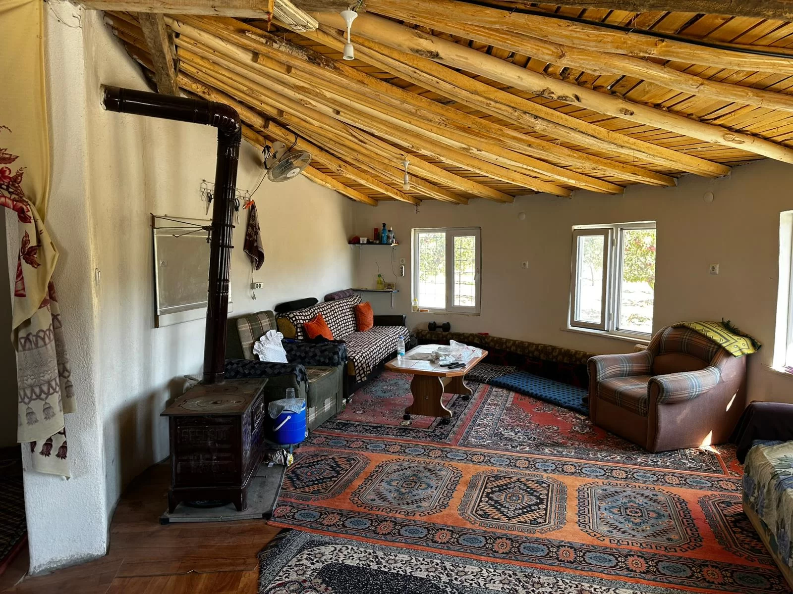 MORCALI'da DOĞA İÇİNDE SATILIK BAHÇE VE EVİ