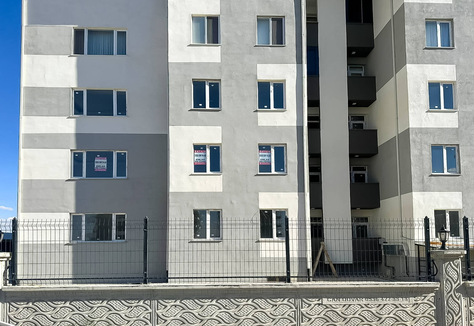 Yeni Şehir Mah'de 4+1 Satılık Daire 2. KAT